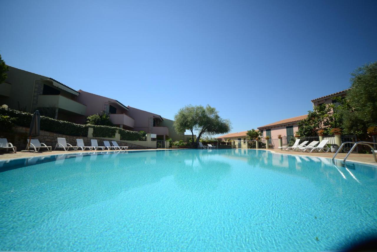 Villaggio Sa Ventana Badesi Exteriér fotografie